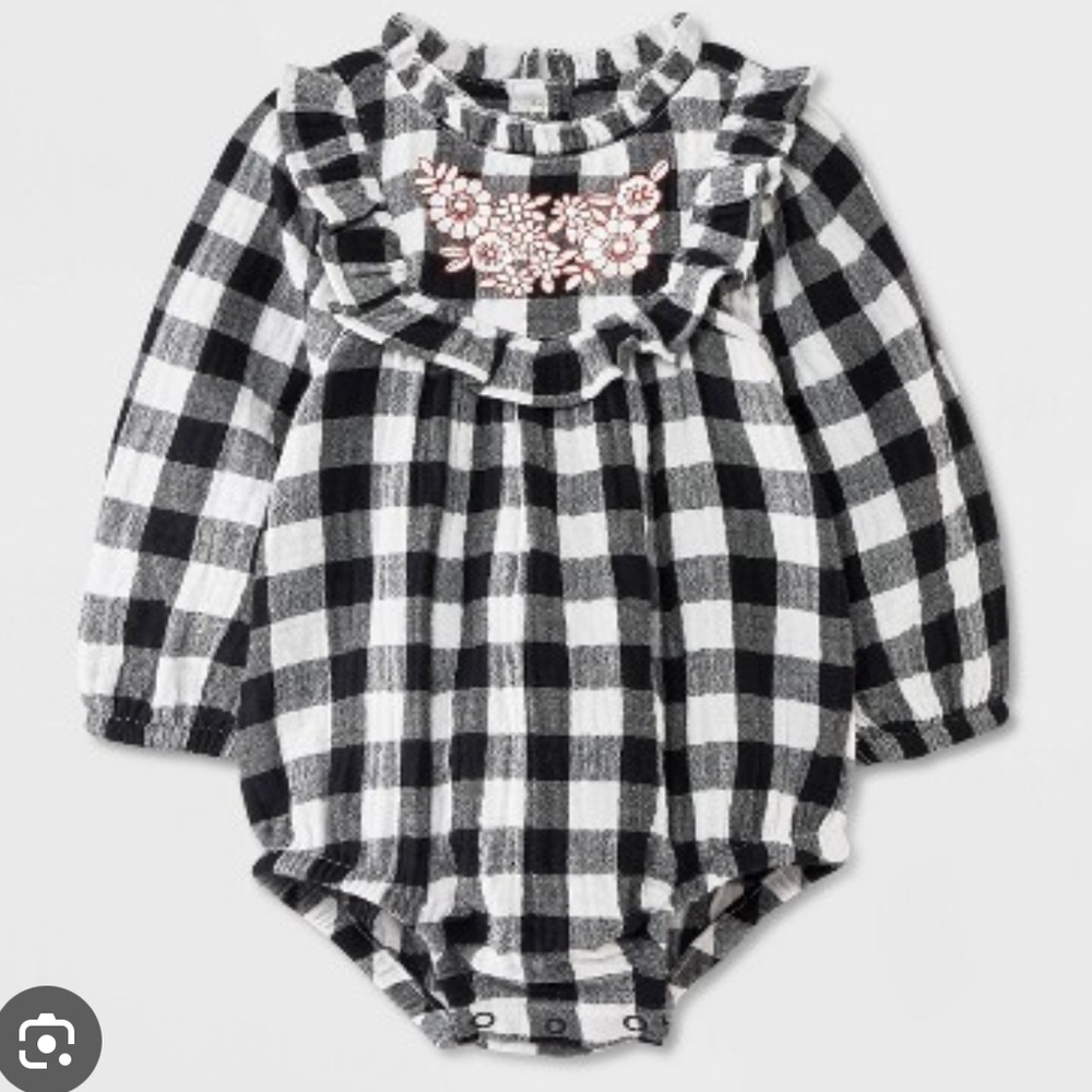 Cat & Jack Checkered Fall Long Sleeve Onesie, 18M